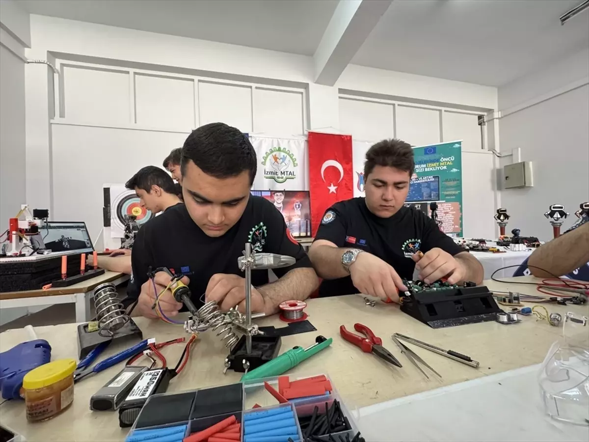 İzmit MTAL Öğrencilerinden Uluslararası Başarı