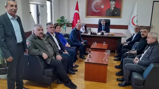 MHP'den Hastane Ziyareti