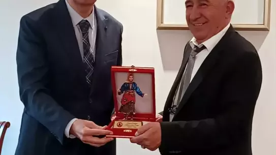 Karaşarlılar Derneği'nden Ali Arif Özzeybek'e Ziyaret