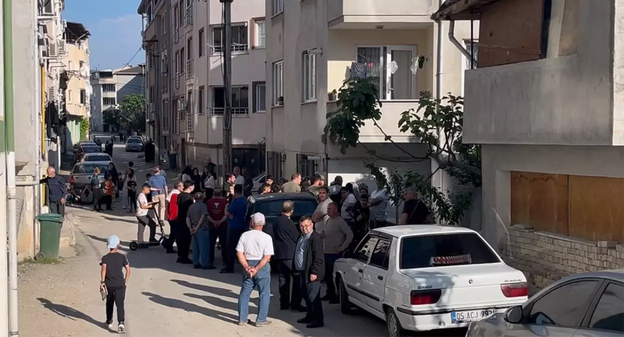 Bursa'da Çöp Kavgası: 3 Yaralı