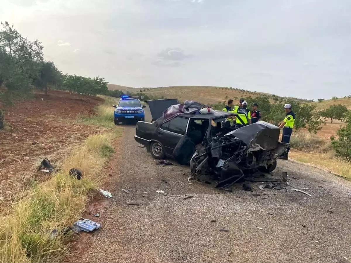 Nizip'te Feci Kaza: 8 Yaralı