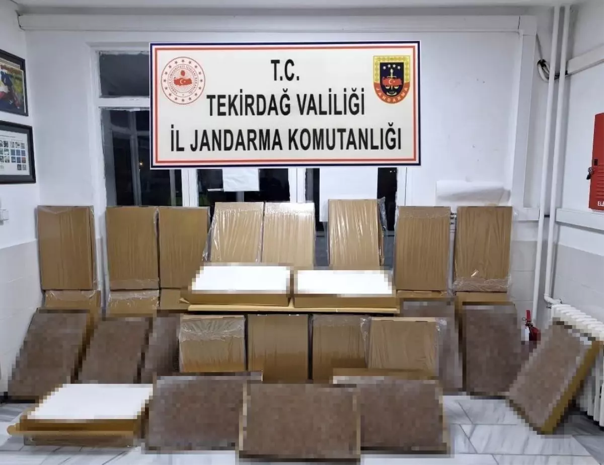 Tekirdağ'da Ruhsatsız Silah ve Kaçak Ürün Operasyonu