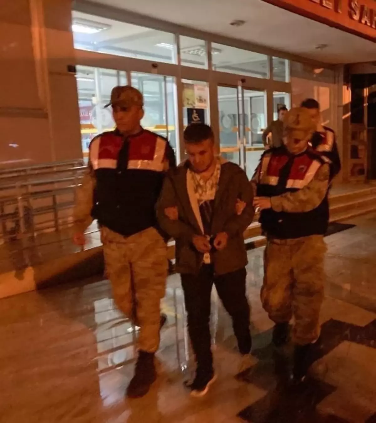 Anneler Günü'nde Facia: Eşine Eziyet Eden Tutuklandı