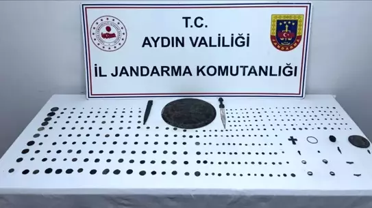 Kuşadası'nda 5 Milyon TL Değerinde Tarihi Eserler Ele Geçirildi