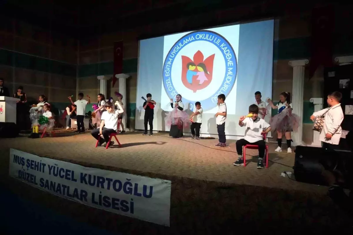 Özel Bireylerden Unutulmaz Gösteri