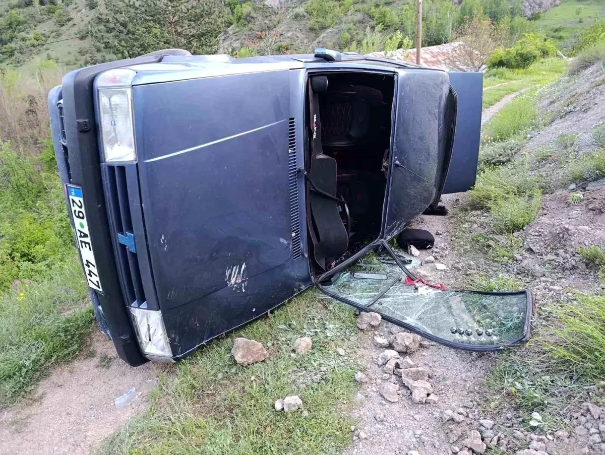 Gümüşhane'de Kaza: 4 Yaralı