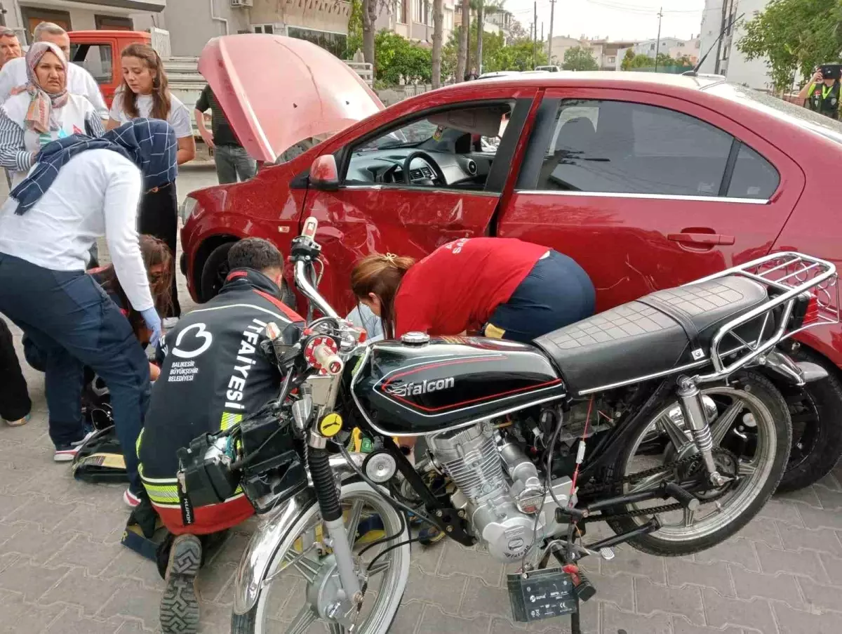 Burhaniye'de Motosiklet Kazası: Sürücü Yaralı