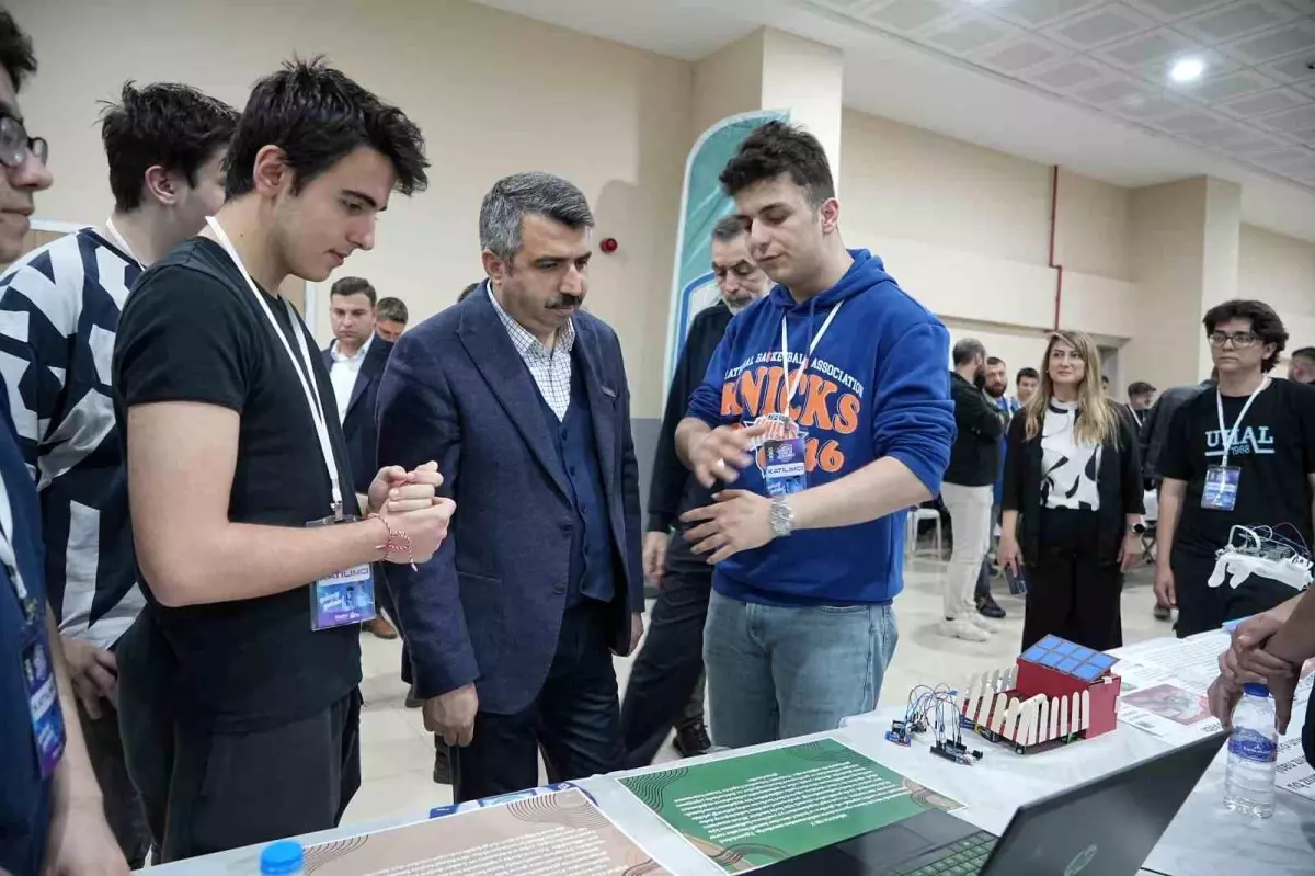 Bursa Gençlik ve Teknoloji Festivali Gençlerin İlgi Odağı Oldu
