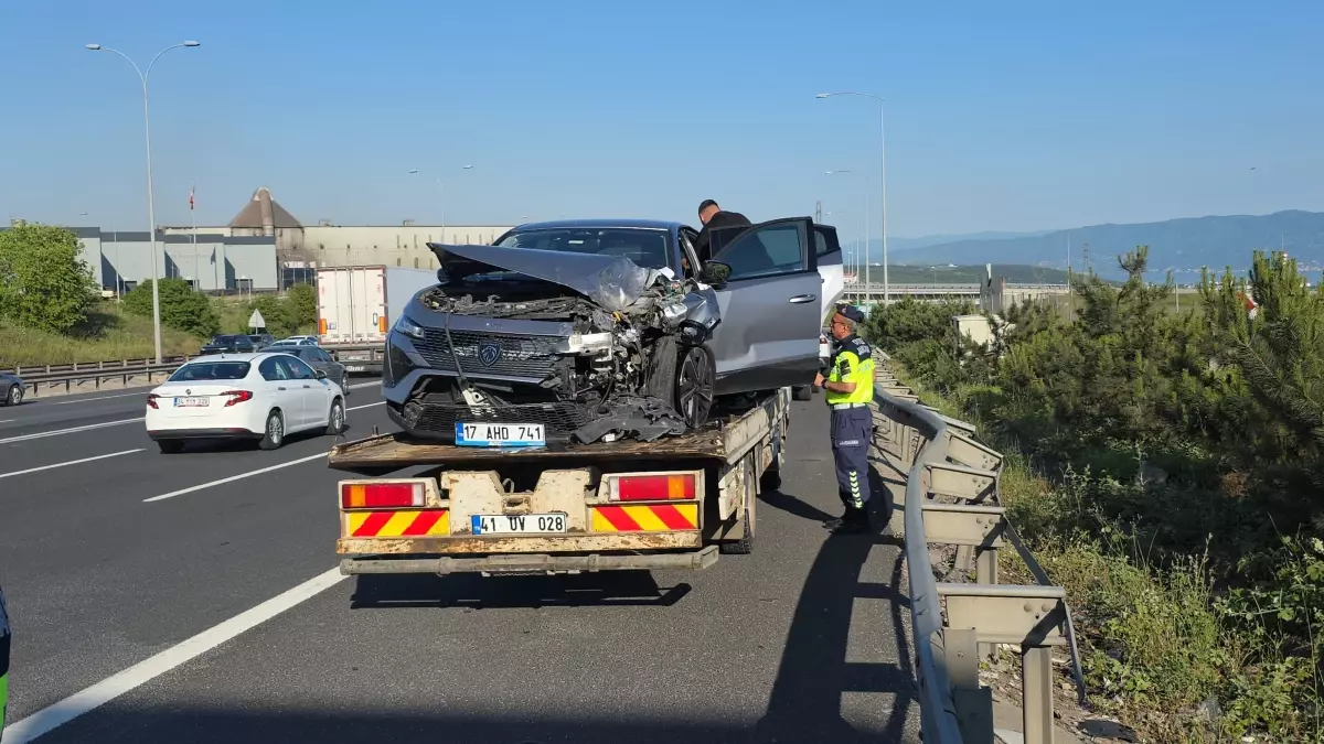 Gebze'de Kaza: 2 Yaralı