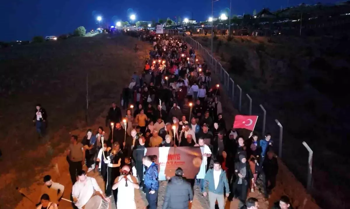 Kırıkkale'de 19 Mayıs Coşkusu Dinek Dağı'nda Kutlandı