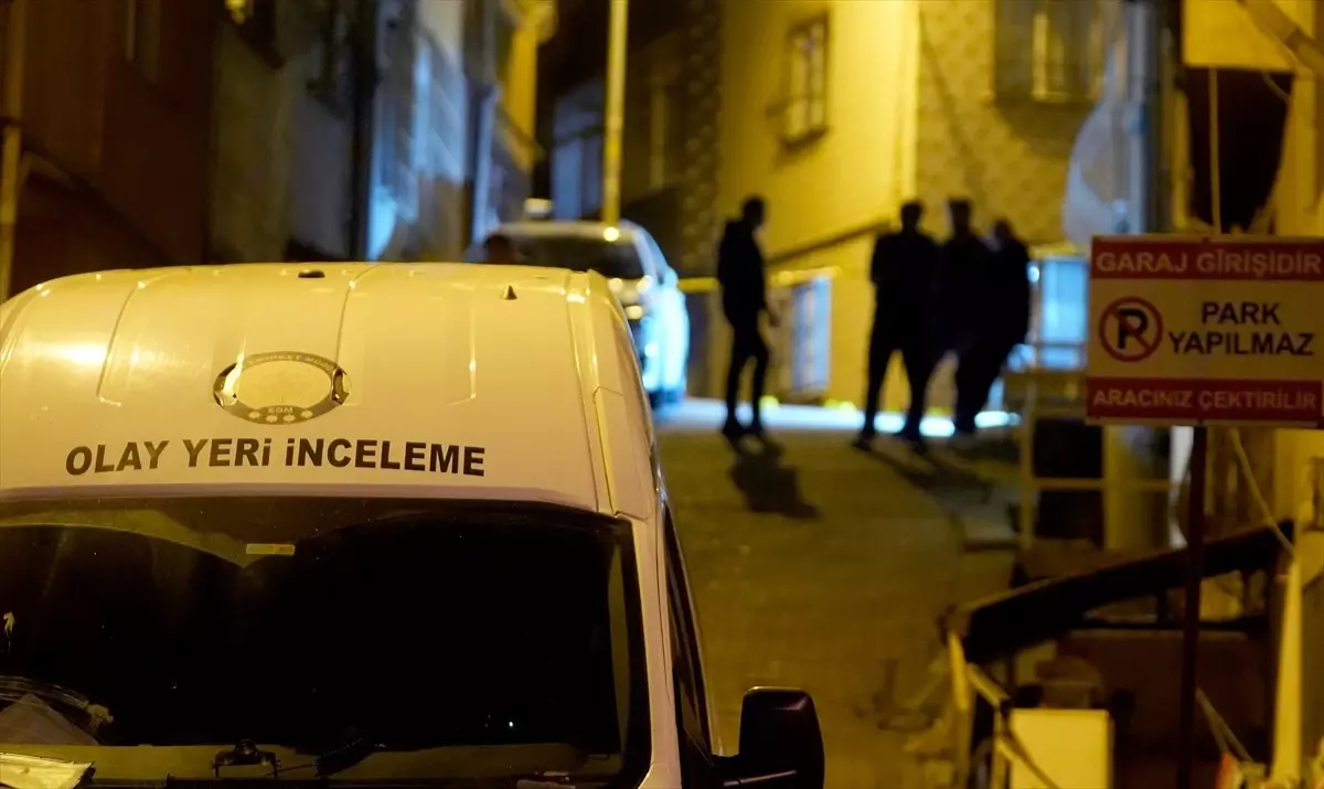 Şişli'de Polisle Çatışan Şahıs Gözaltına Alındı