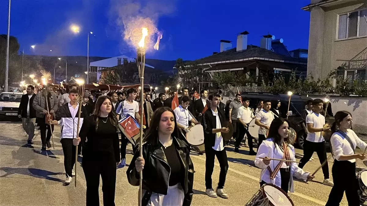 Kargı'da Fener Alayı Etkinliği
