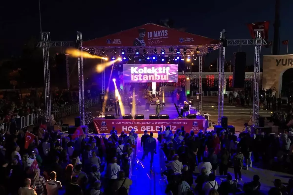 Didim'de 19 Mayıs Coşkusu: Fener Alayı ve Konserle Kutlandı