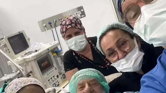 Ahmet Mekin Kalça Kırığı Ameliyatı Oldu