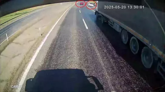 Kozluk'ta Şerit İhlali Kazaya Neden Oldu