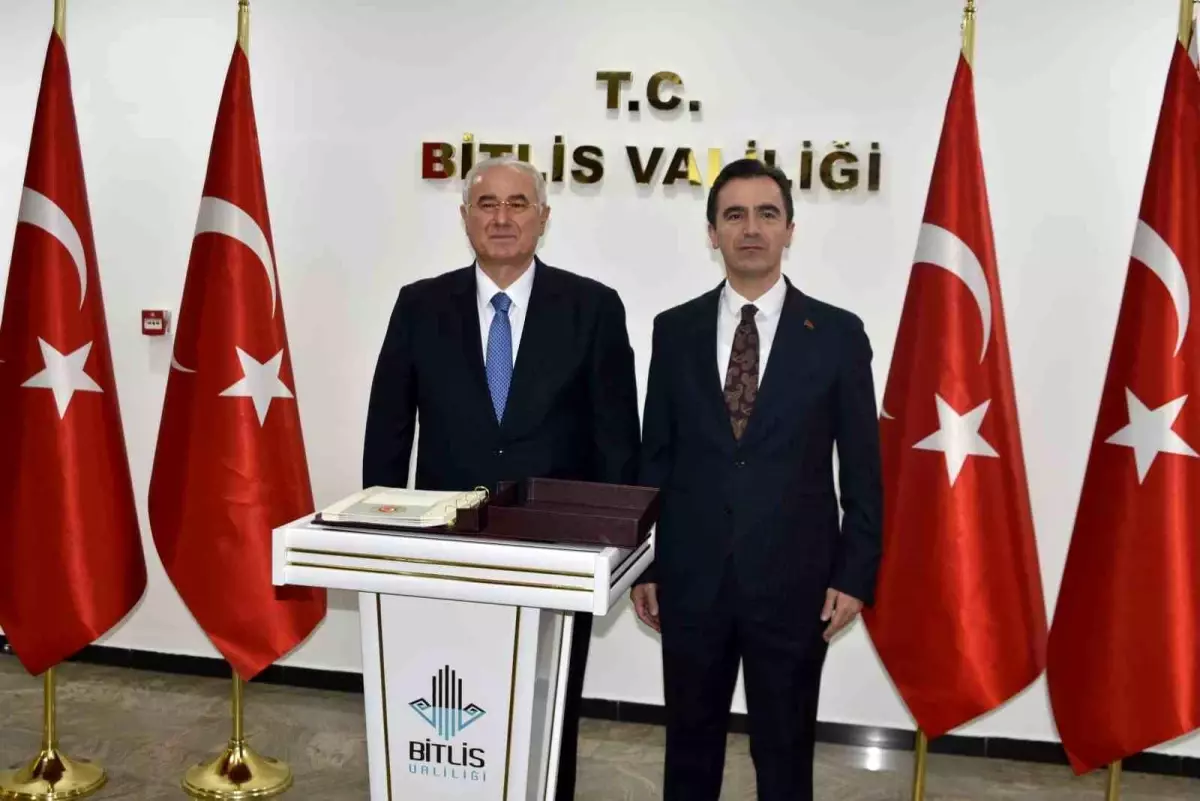 Kamu Denetçiliği Kurumu Başkanı Bitlis'te Ziyaretlerde Bulundu