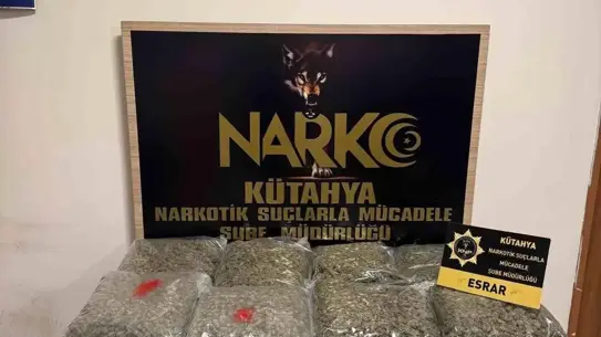Kütahya'da Uyuşturucu Operasyonu: 15 Kilo Esrar Ele Geçirildi