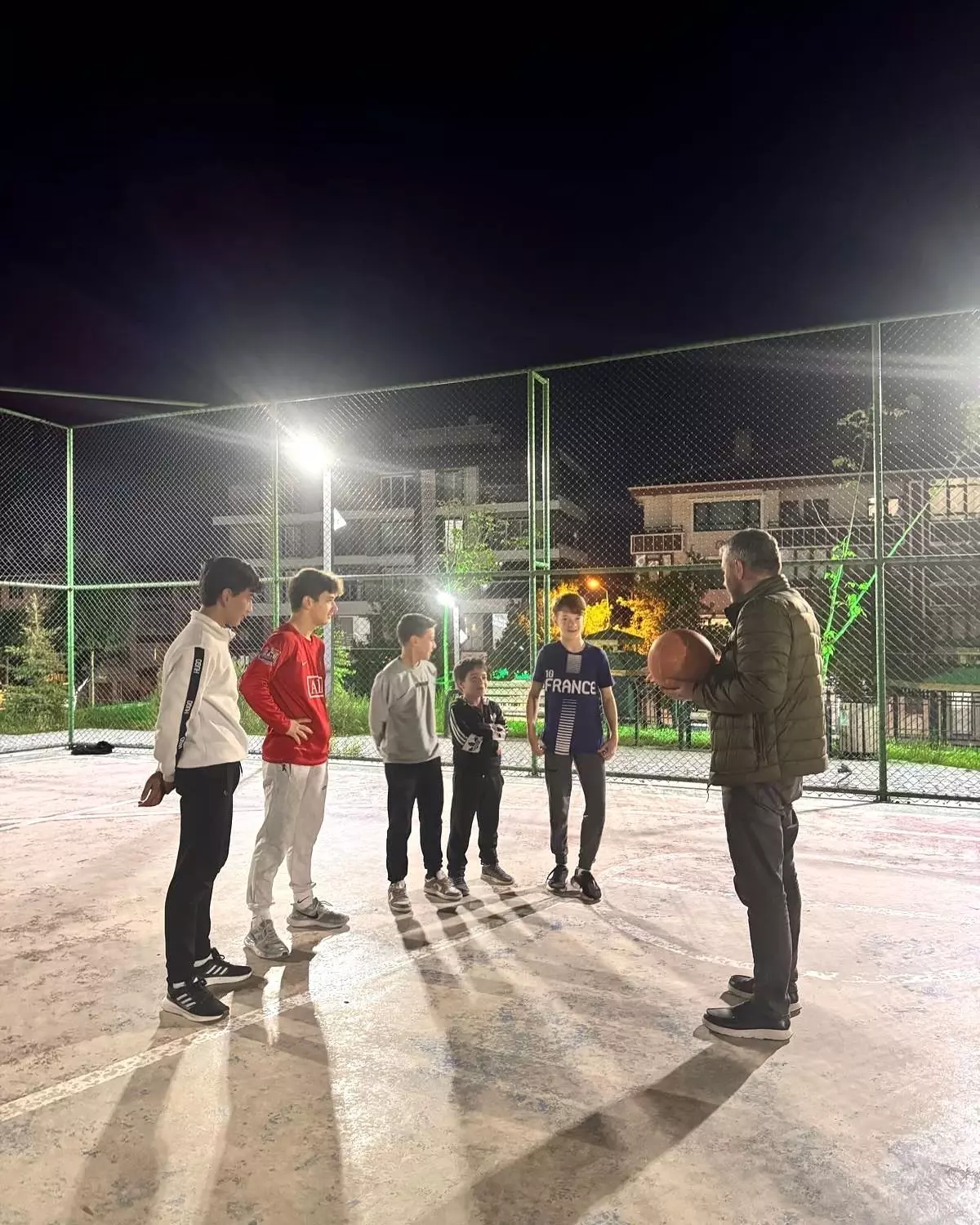 Pursaklar'da Spor Alanlarına Yatırımlar Devam Ediyor