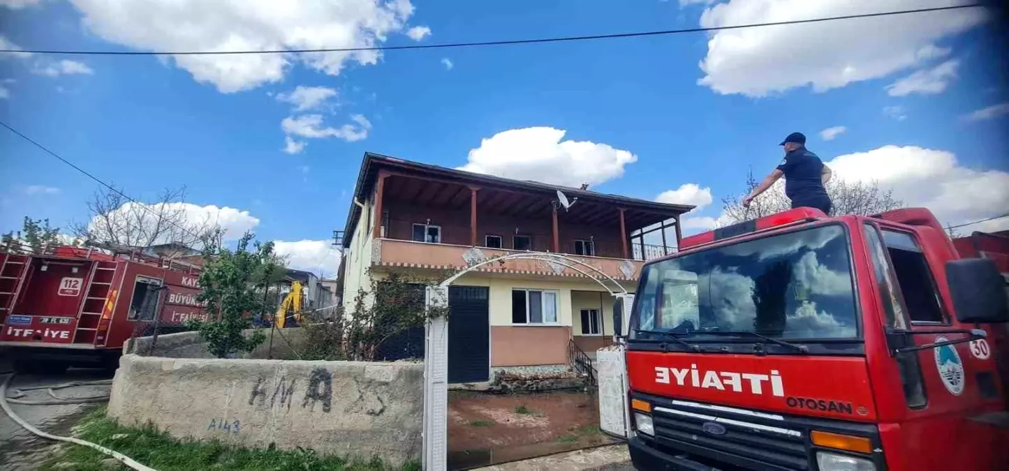 Bünyan'da Ev Yangını Kontrol Altına Alındı