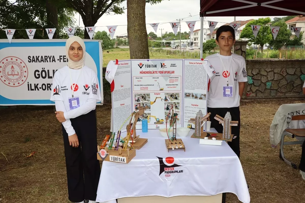 Ferizli'de TÜBİTAK Bilim Fuarı