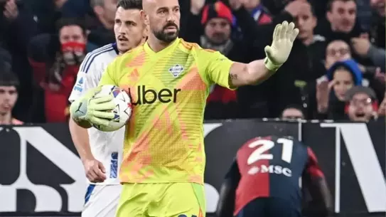 42 yaşındaki Pepe Reina futbolu bırakıp yeni maceraya yelken açıyor