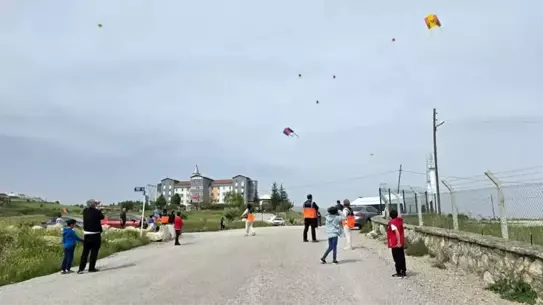 Çorum'da Uçurtma Şenliği Coşkusu