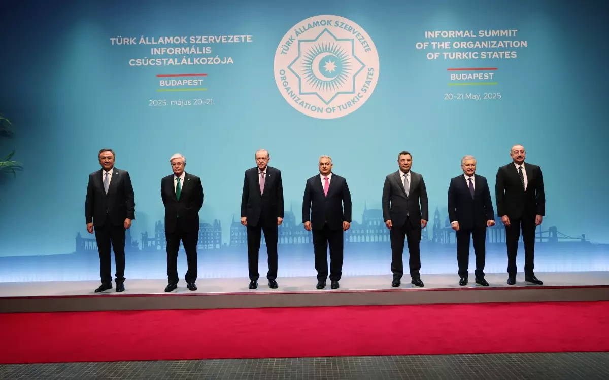 Cumhurbaşkanı Erdoğan, Türk Devletleri Teşkilatı Gayri Resmi Zirvesi için Macaristan'da