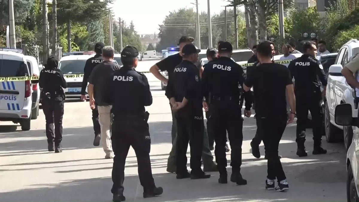 Polise Bıçaklı Saldırı: Emre Köroğlu İlk Kez Hakim Karşısında