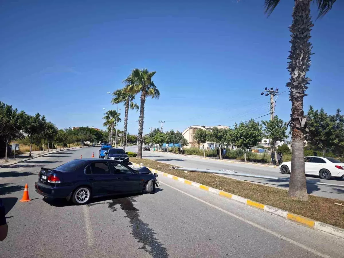 Manavgat'ta Kaza: Sürücü Direksiyon Hakimiyetini Kaybetti