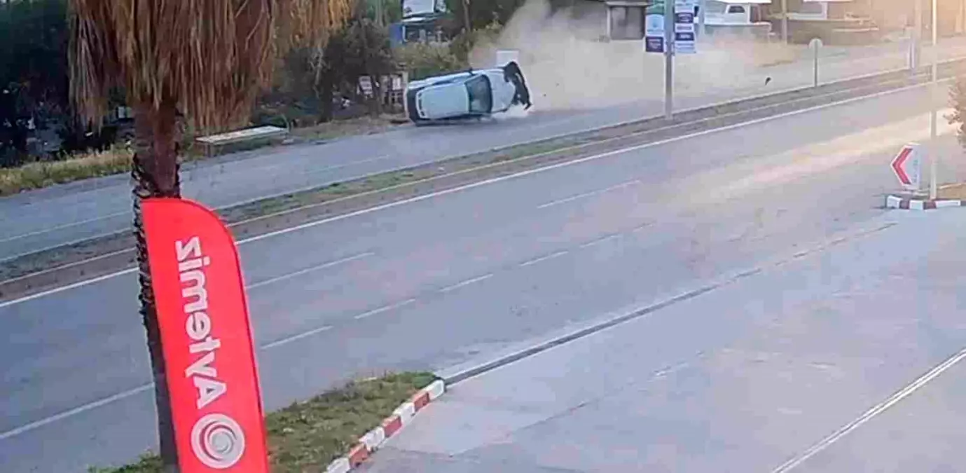 Bodrum'da Trafik Kazası: Sürücü Kaçtı