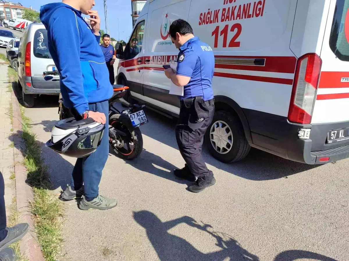 Sinop'ta Trafik Kazası: 2 Yaralı