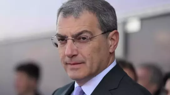 Damien Comolli'den açıklama: Opsiyonunu kullanmayacağız, Fenerbahçe'ye dönecek''