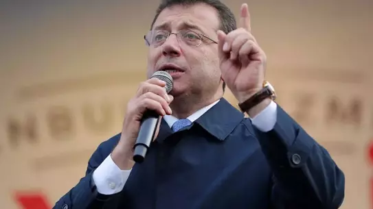 Başsavcılık, Ekrem İmamoğlu'nun fotoğraf, video ve ses içeren içeriklerinin toplu taşıma araçlarında kullanılmasını yasakladı