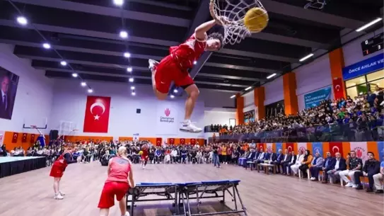 Ümraniye Spor Oyunları'nda Ödül Töreni