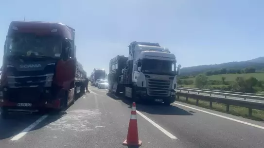 Bolu'da Zincirleme Trafik Kazası: 2 Yaralı