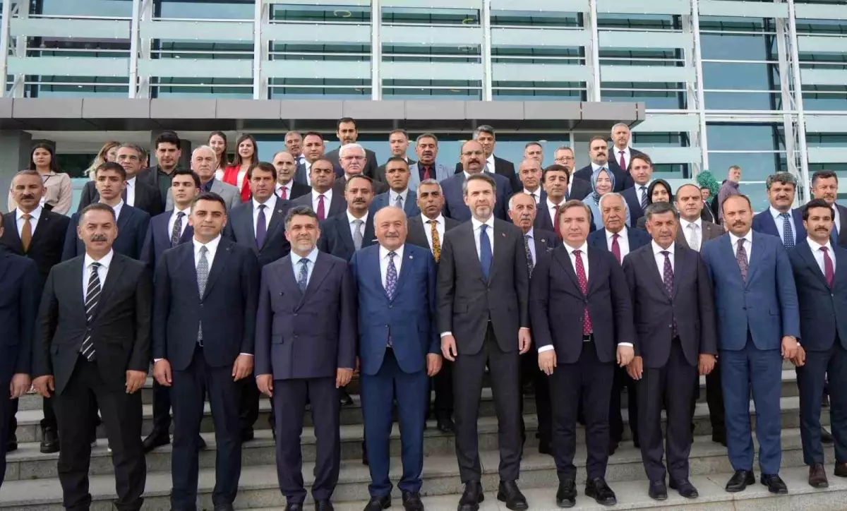 Bakan Bayraktar Erzincan'da Öğrencilerle Buluştu