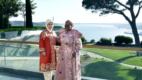 Emine Erdoğan, Esvatini Ana Kraliçesi Ntfombi Tfwala ile görüştü