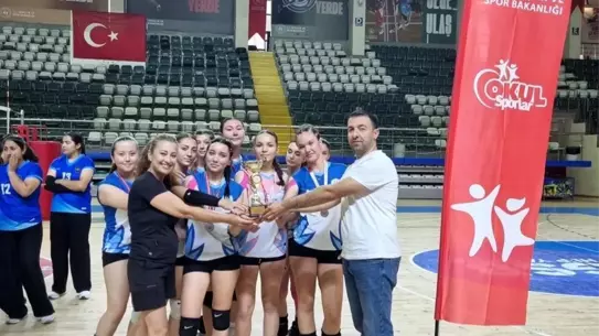 Muğla'da voleybol il birincisi belli oldu