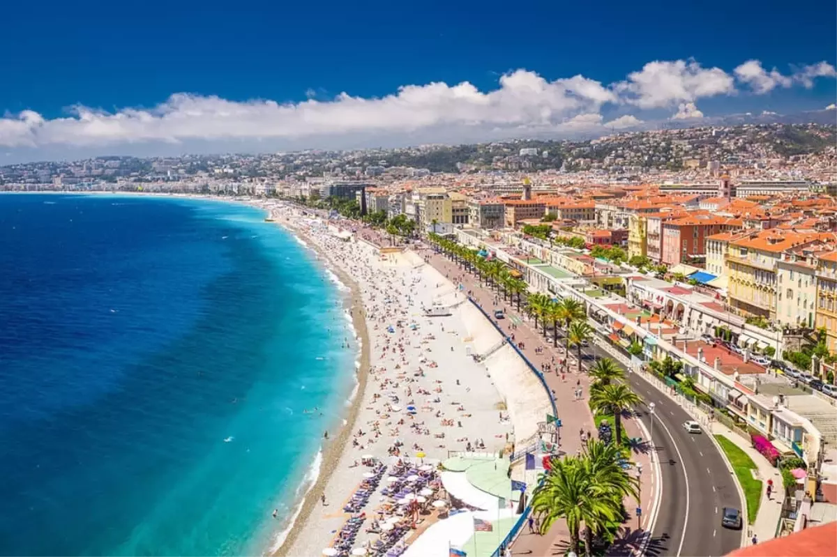 Cannes Film Festivali'nde Elektrik Kesintisi