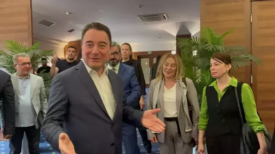 Ali Babacan: Kriz Kapıda!