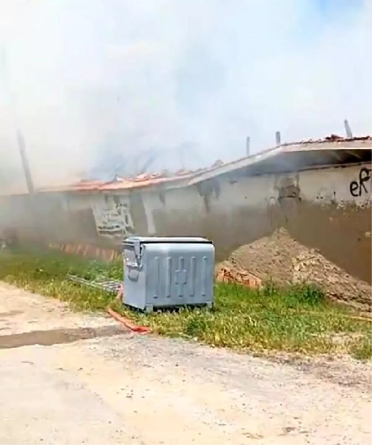 Yozgat'ta Ahır Yangını Paniğe Neden Oldu