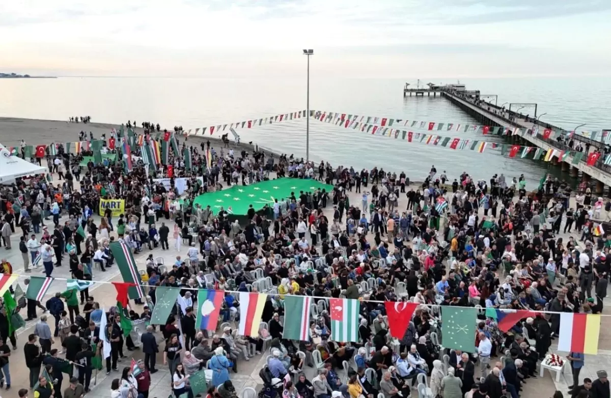 Çerkesler Samsun'da Soykırımı ve Sürgünü Anma Töreni Düzenledi