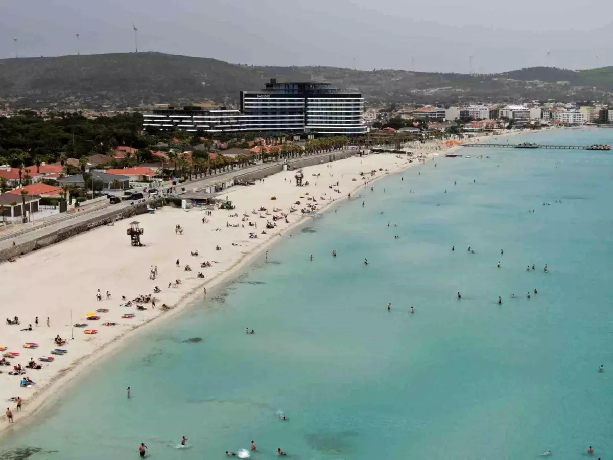 Çeşme Plajları Hafta Sonu Doldu Taşdı