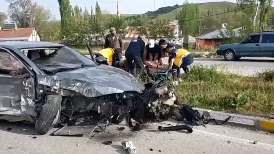 Sivas'ta Trafik Kazası: Bir Yaralı