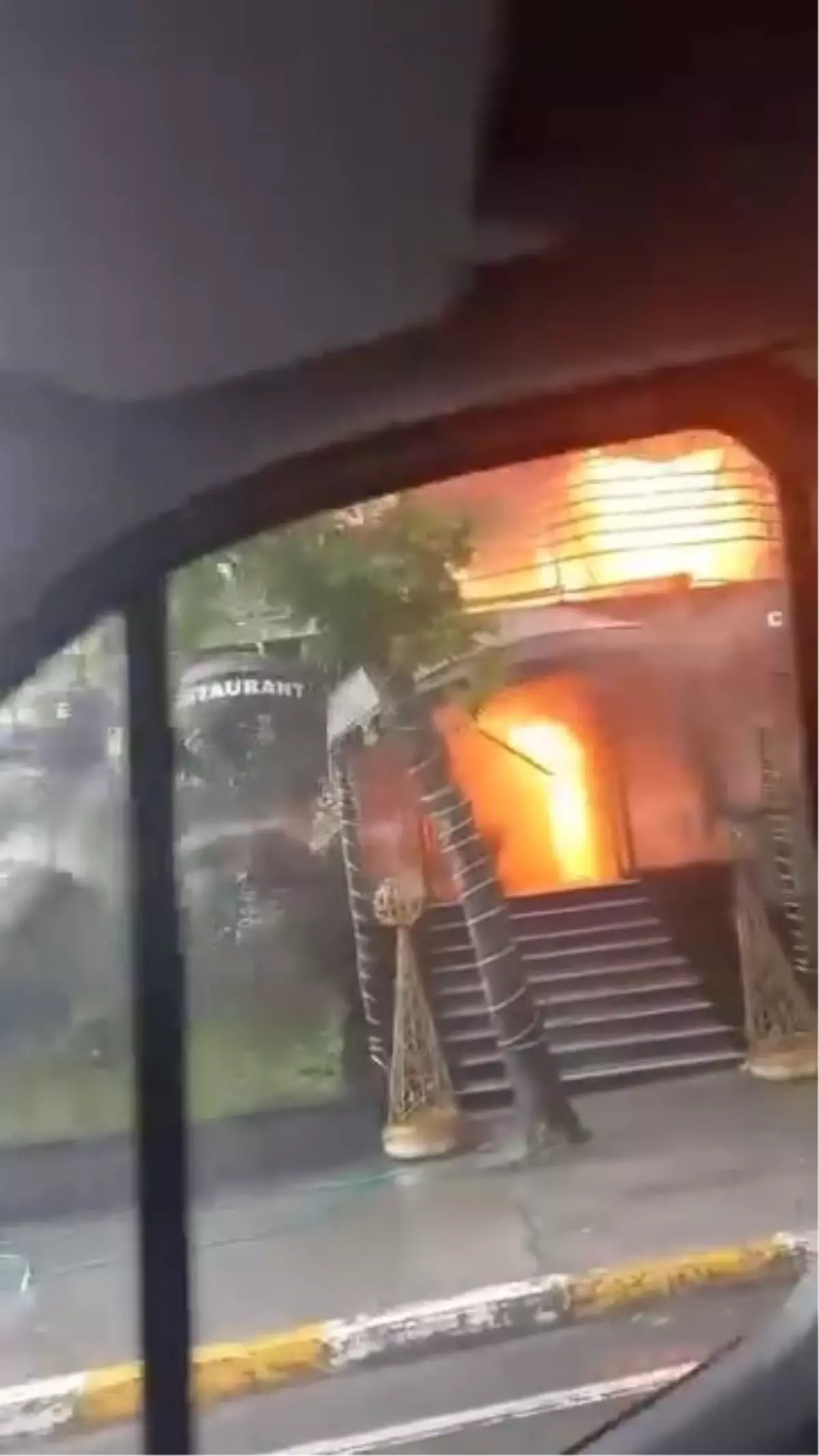Esenyurt'ta Restoranda Yangın