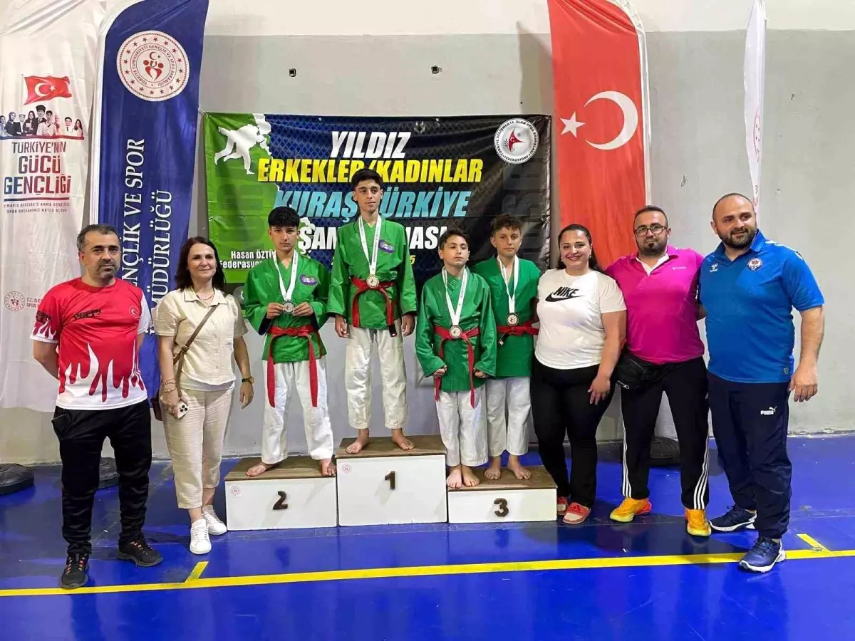 Hakkari Sporcuları Türkiye Şampiyonalarında Başarılar Elde Etti