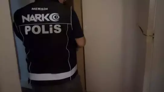 Mersin'de 324 Bin Uyuşturucu Hap Ele Geçirildi
