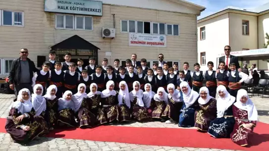 Aşkale'de Hayat Boyu Öğrenme Haftası Etkinlikleri Kapsamında Yılsonu Sergisi Açıldı