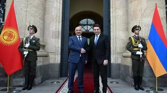 Kırgızistan, Azerbaycan-Ermenistan Barışına Davet Ediyor