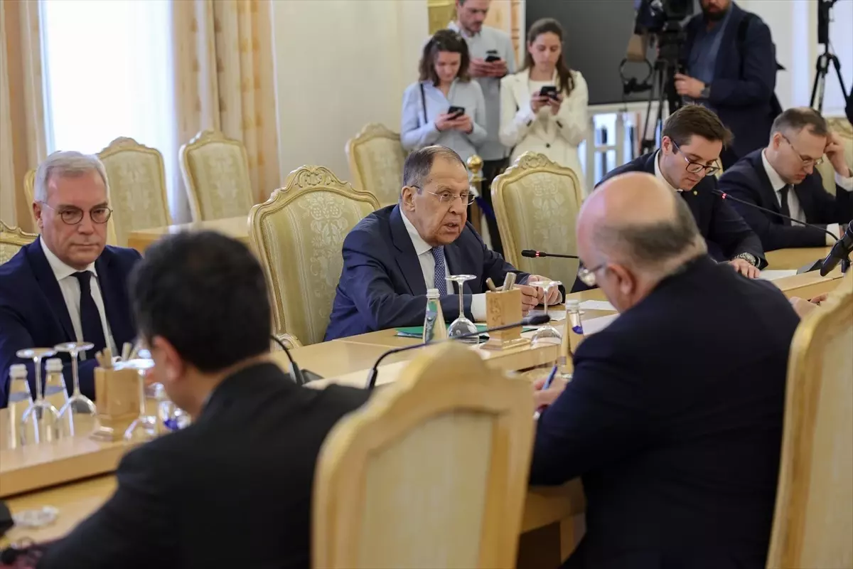 Dışişleri Bakanı Fidan, Moskova'da Rusya Dışişleri Bakanı Lavrov ile bir araya geldi